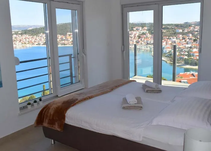 Anniken * Trogir
